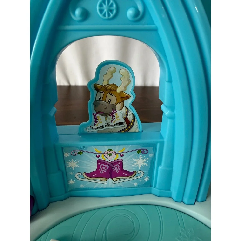 Fisher Price Little People Disney Frozen Elsa Ice Palace Playset Anna Elsa GMN61